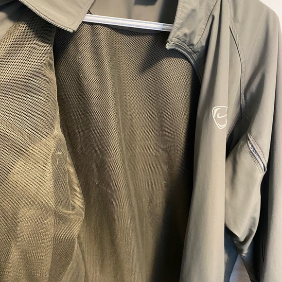 Vintage Rare Embroidered Nike Windbreaker - Picture 4 of 4